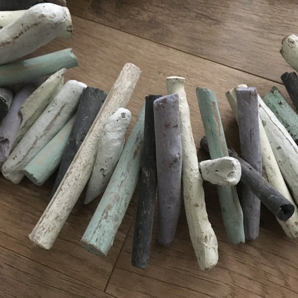 Handmade Drift Wood and Rope Garland - Picture 4 of 10